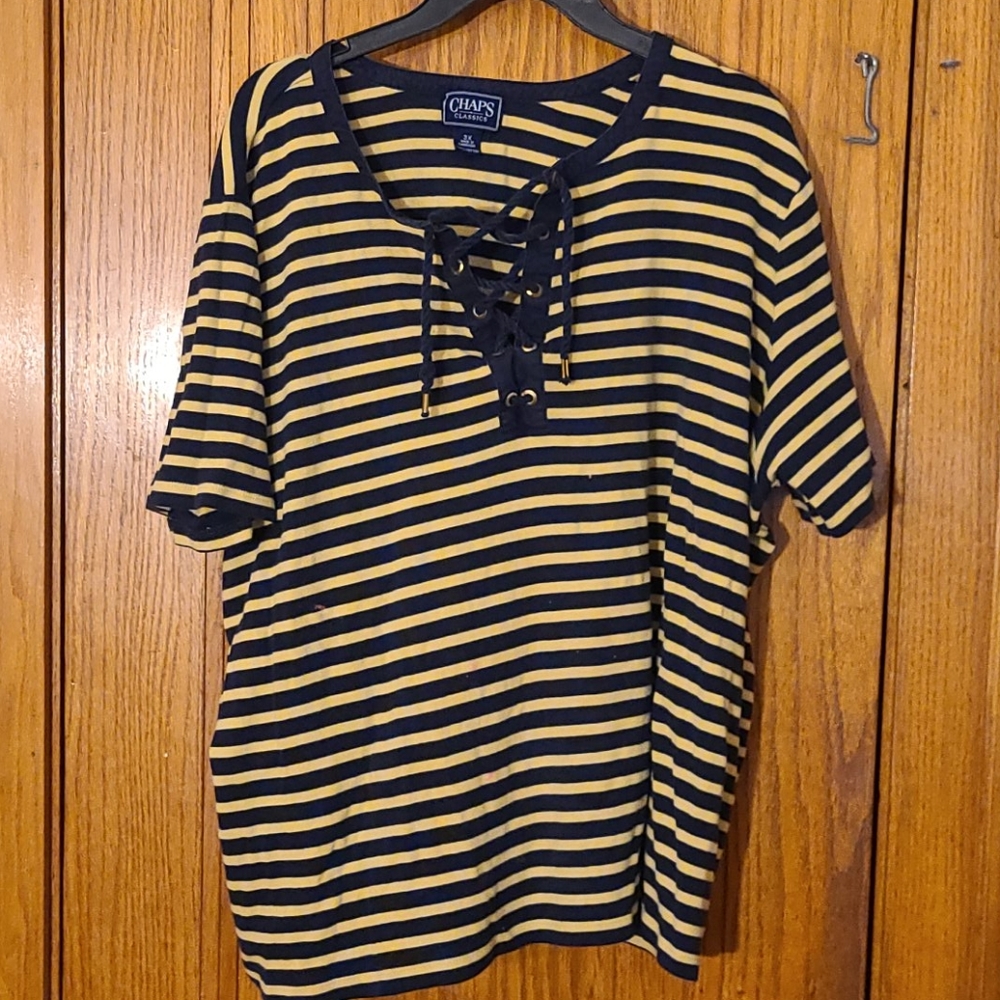 ✳NEW✳Criss Cross V neck top